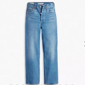 Levi’s Ribcage Ankle Straight Jeans